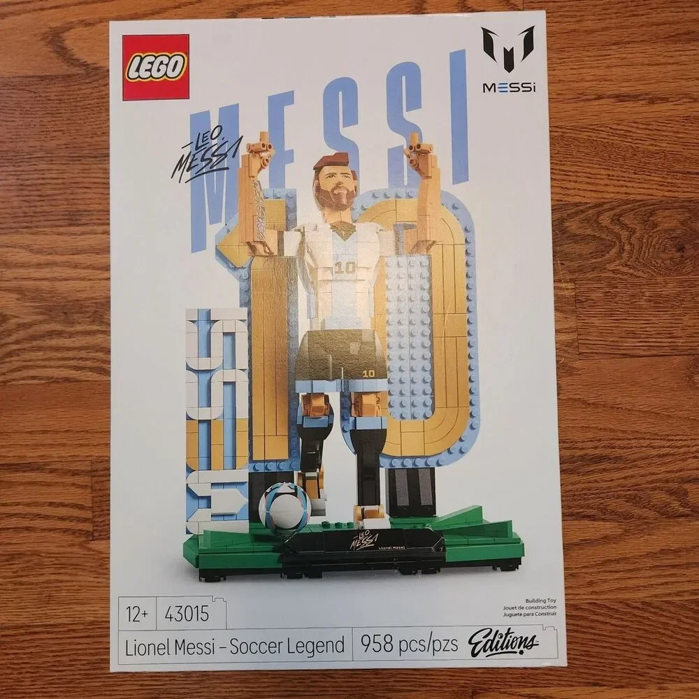 LEGO Editions Lionel Messi - Soccer Legend 43015 World Cup NEW